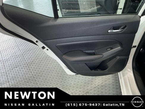 Used 2022 Nissan Altima 2.5 SR FWD image 32