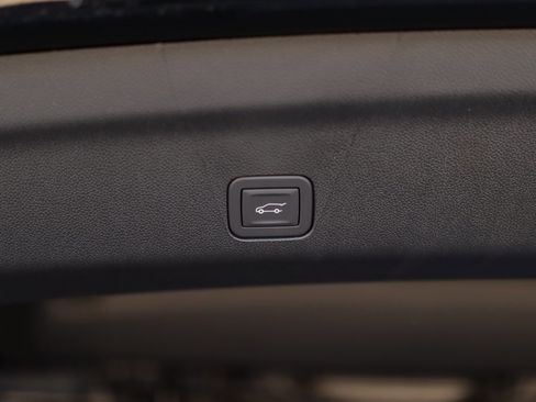 New 2026 GMC Yukon Denali image 36