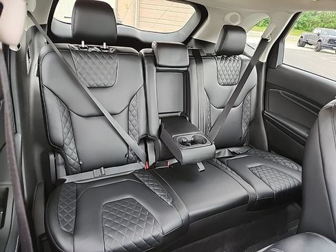 Used 2024 Ford Edge Titanium AWD/4WD image 40