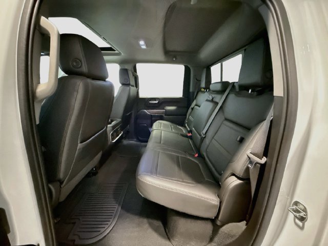Used 2023 GMC Sierra 3500 Denali w/ Denali Ultimate Package AWD/4WD image 22