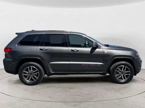 Used 2021 Jeep Grand Cherokee Trailhawk w/ Trailhawk Luxury Group AWD/4WD image 8