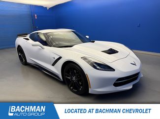 Used 2018 Chevrolet Corvette Stingray Coupe w/ 1LT RWD video 1
