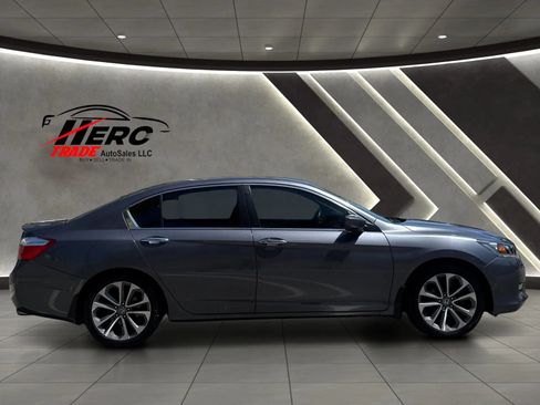Used 2013 Honda Accord Sport image 5