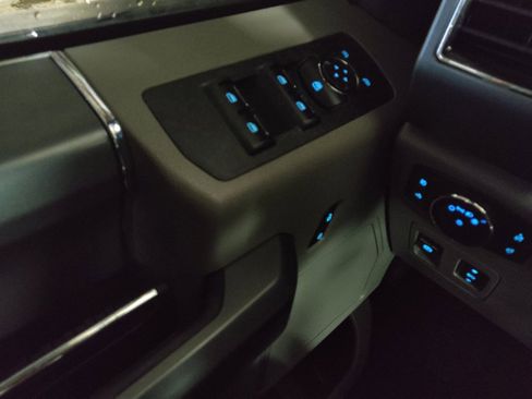 Used 2018 Ford F150 XLT w/ Equipment Group 302A Luxury RWD image 27