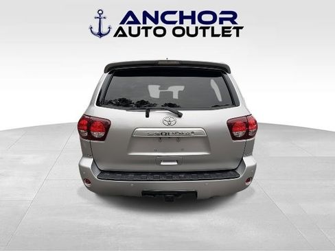 Used 2019 Toyota Sequoia SR5 image 7