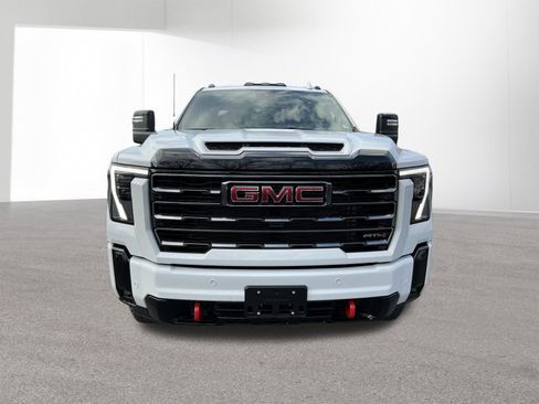 New 2026 GMC Sierra 2500 AT4 w/ AT4 Premium Plus Package AWD/4WD image 8