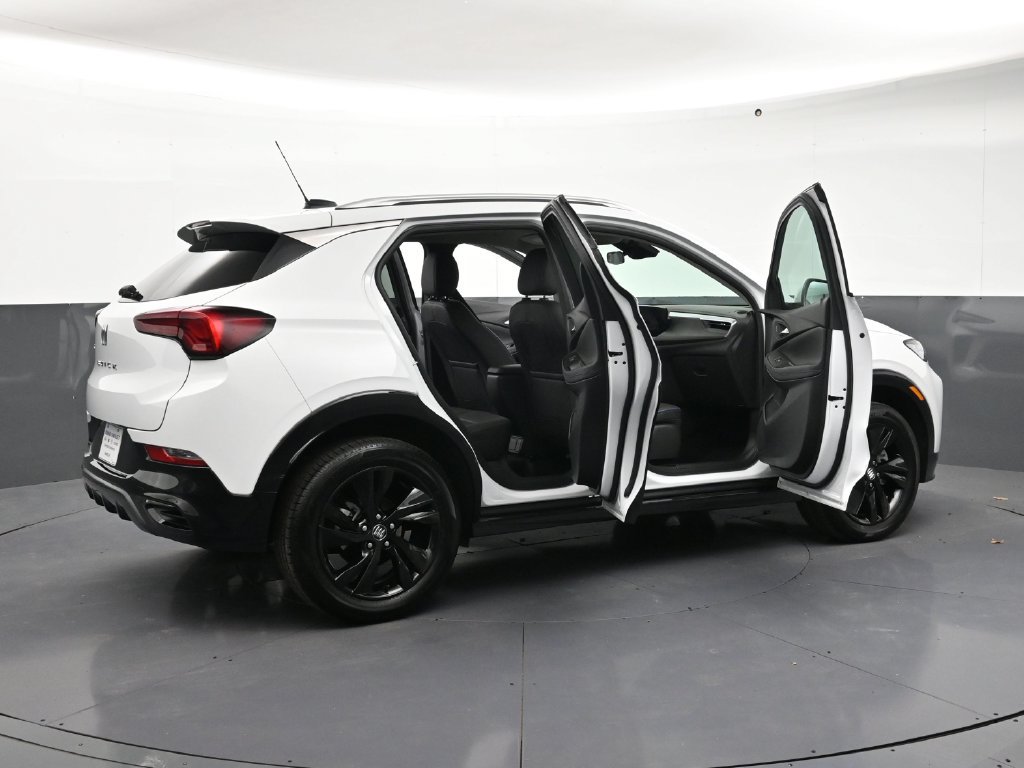 Used 2026 Buick Encore GX Sport Touring AWD/4WD image 32