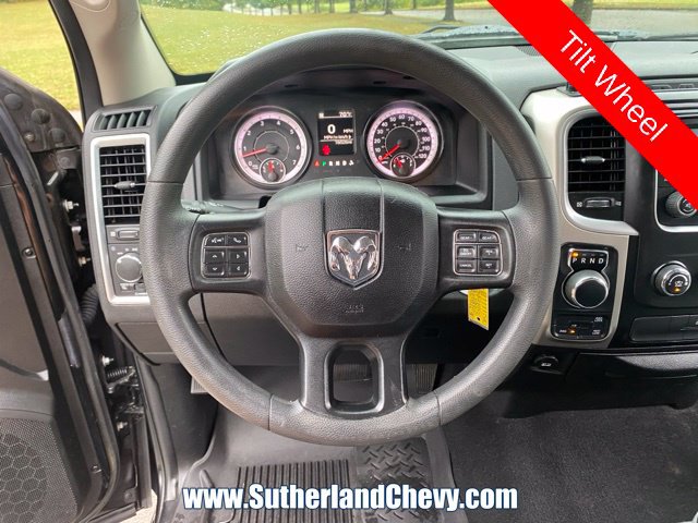 Used 2020 RAM 1500 Classic SLT AWD/4WD image 24
