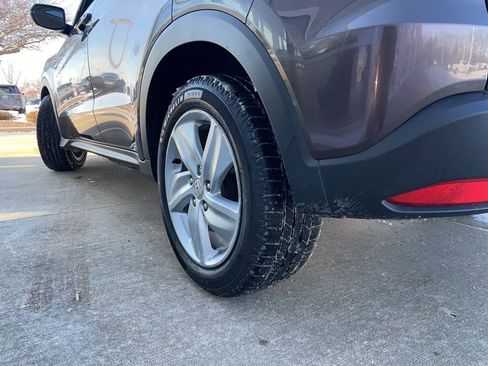 Used 2020 Honda HR-V EX-L image 18