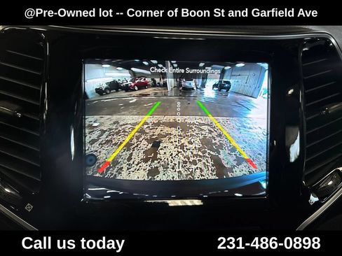 Used 2020 Jeep Cherokee Limited AWD/4WD image 26