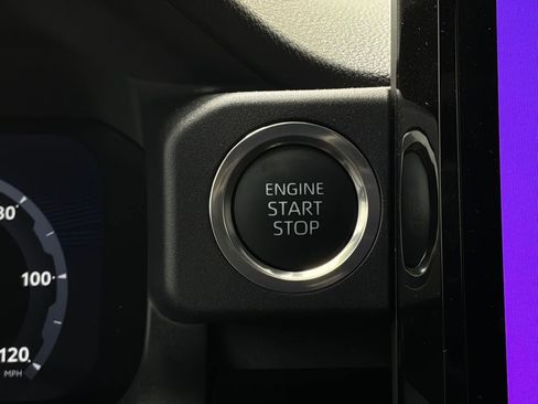 Used 2026 Toyota 4Runner Limited AWD/4WD image 34