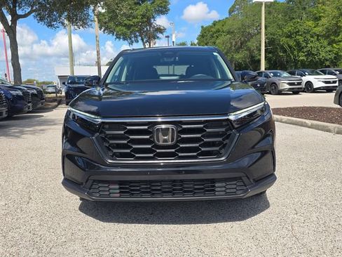 Used 2025 Honda CR-V LX image 3