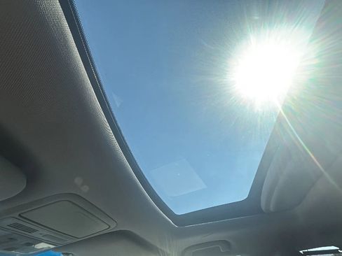 Used 2012 Honda Odyssey EX-L image 19