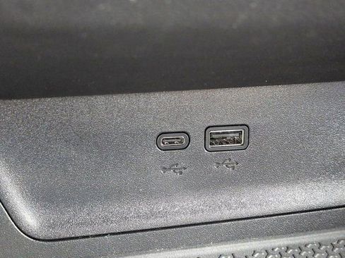 Used 2025 Chevrolet Equinox LT w/ Safety and Technology Package FWD image 20