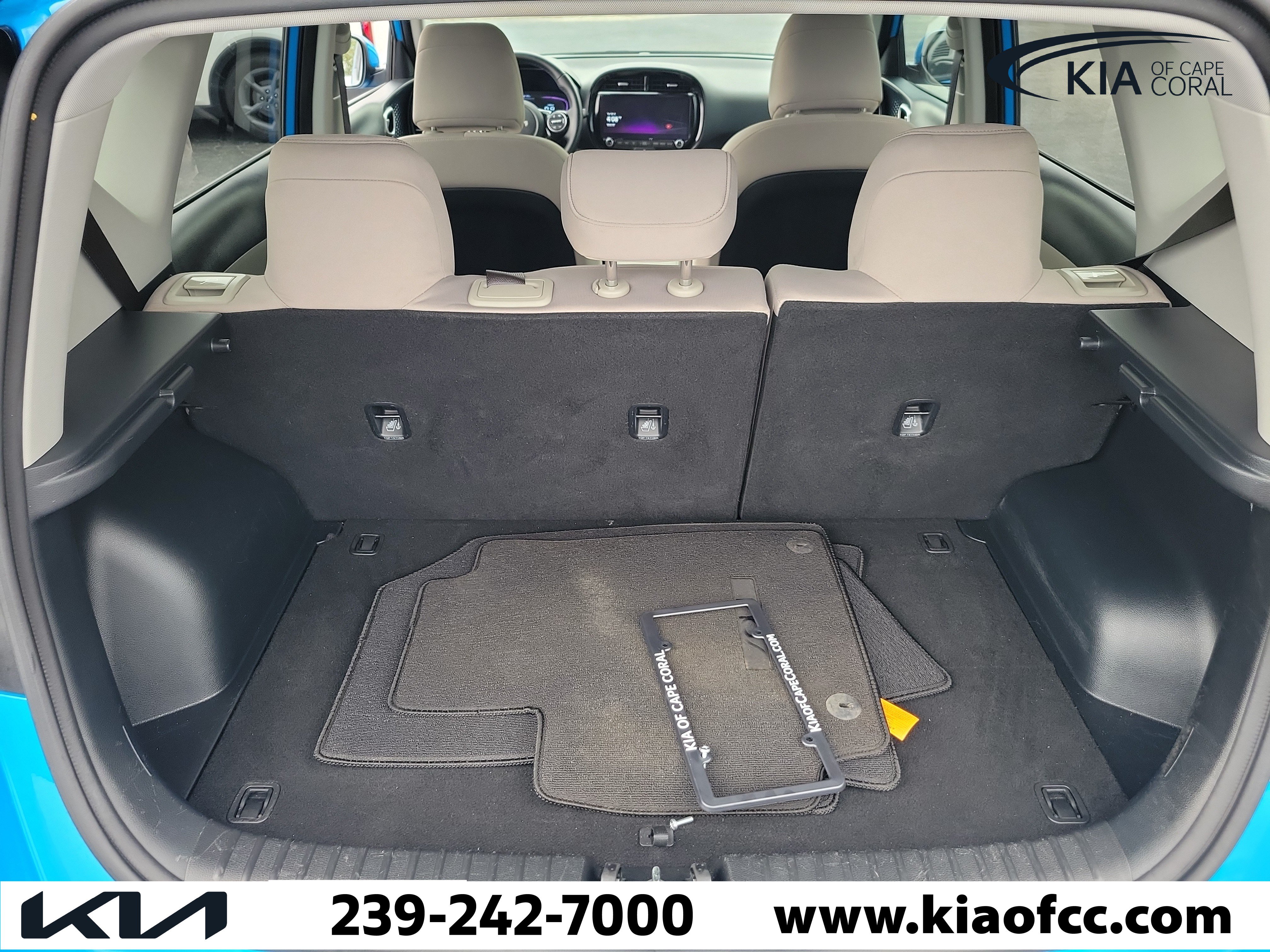 Certified 2025 Kia Soul EX FWD image 11