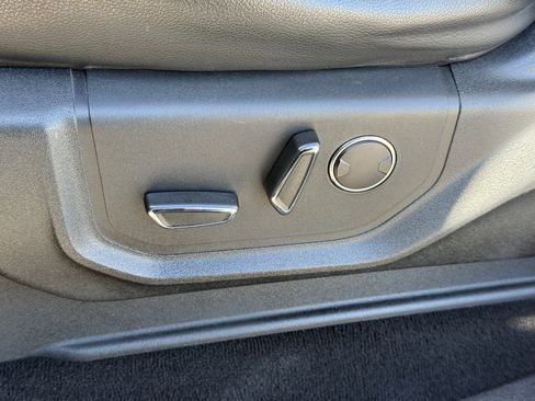 Used 2019 Ford F450 Lariat w/ Lariat Ultimate Package image 18