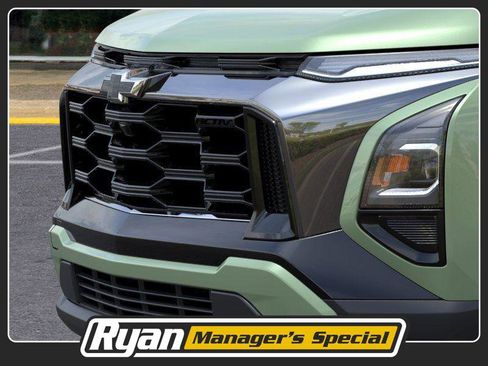 New 2026 Chevrolet Equinox ACTIV w/ Convenience Package III image 13