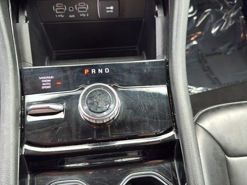 Used 2023 Jeep Grand Cherokee Limited AWD/4WD image 20