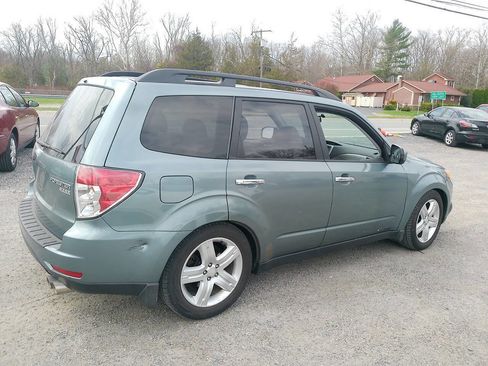 Used 2010 Subaru Forester 2.5X Premium image 14