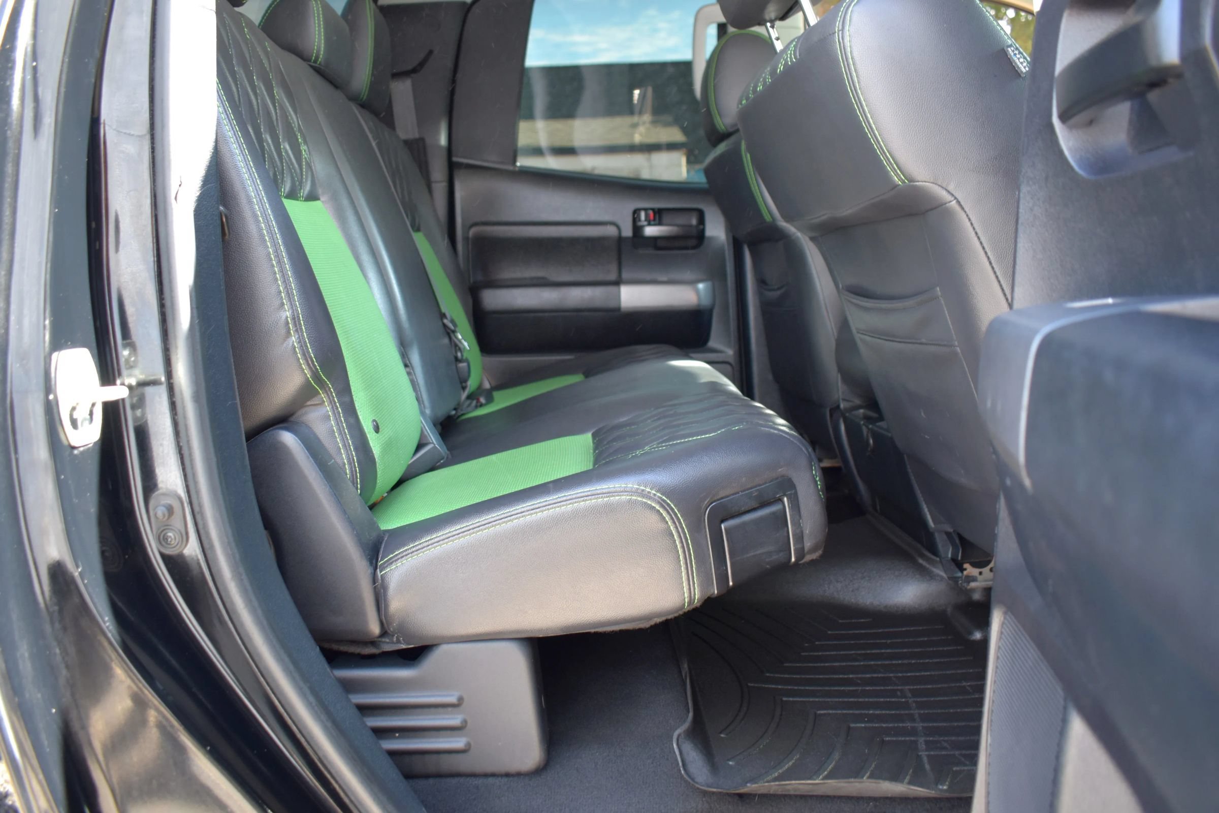 Used 2010 Toyota Tundra 4x4 Double Cab image 23