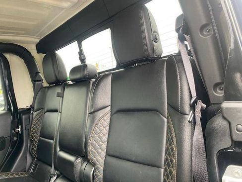 Used 2021 Jeep Gladiator Overland AWD/4WD image 26