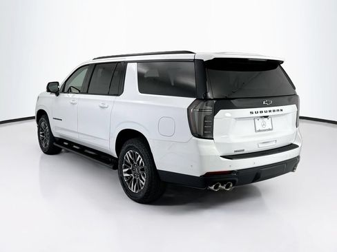 Used 2026 Chevrolet Suburban Z71 w/ Z71 Off-Road Package AWD/4WD image 7