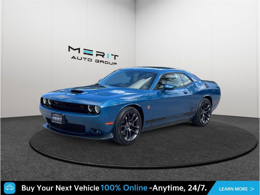 Used 2021 Dodge Challenger R/T Scat Pack RWD image 4