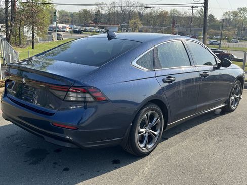 Used 2023 Honda Accord EX image 9