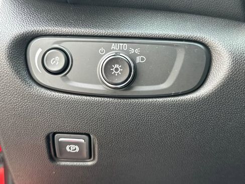 Used 2022 Chevrolet Blazer LT image 23