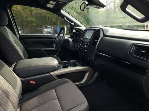 Used 2024 Nissan Titan SV w/ SV Bronze Edition Package image 30
