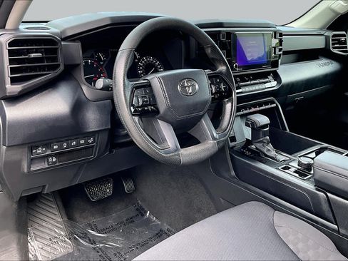Used 2023 Toyota Tundra SR5 w/ SR5 Convenience Package AWD/4WD image 17