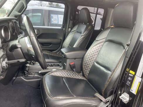 Used 2021 Jeep Wrangler Unlimited Sahara image 8