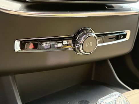 New 2026 Volvo XC90 T8 Plus image 17