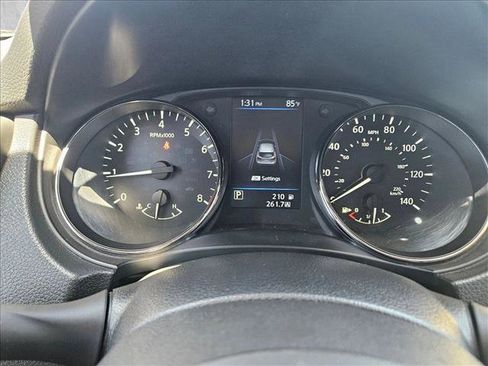 Used 2019 Nissan Rogue Sport SV w/ All-Weather Package AWD/4WD image 11