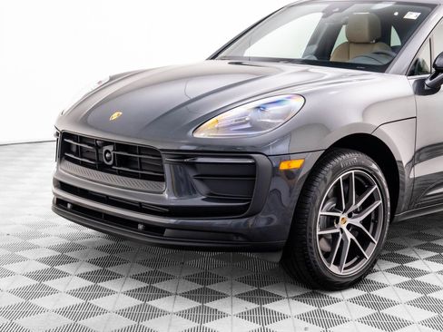 Certified 2026 Porsche Macan image 35