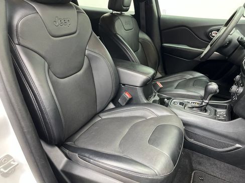 Used 2022 Jeep Cherokee Latitude Lux FWD image 21