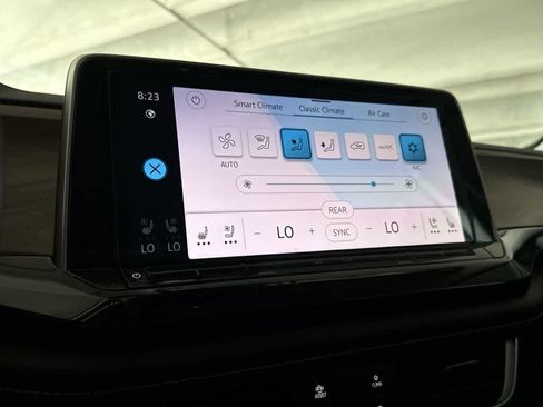 Certified 2024 Volkswagen Atlas SE FWD image 19