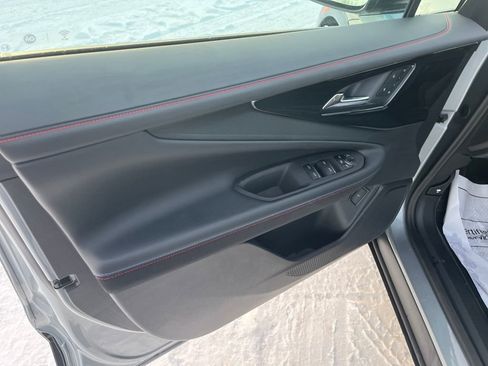 Used 2024 Chevrolet Blazer EV RS image 18