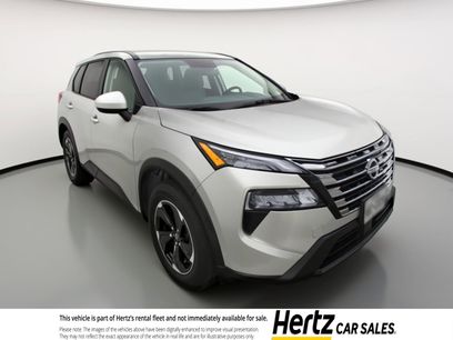 Used 2025 Nissan Rogue SV