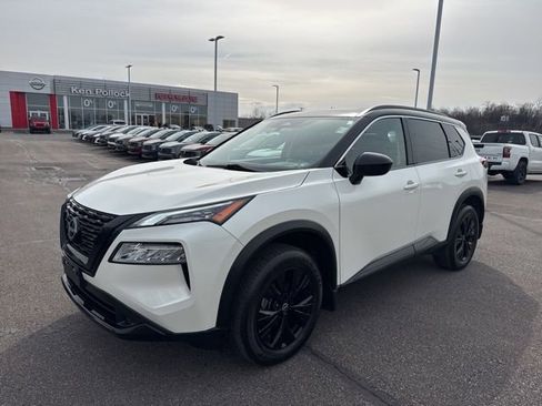 Certified 2023 Nissan Rogue SV w/ SV Premium B Package image 37