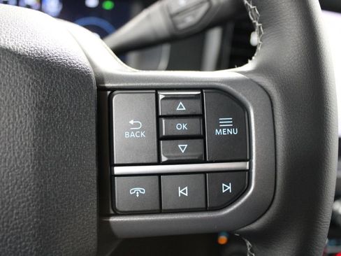 New 2026 Ford F250 Lariat w/ Black Appearance Package image 38