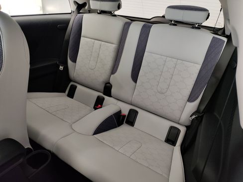 New 2026 MINI Cooper 2-Door Hardtop image 23