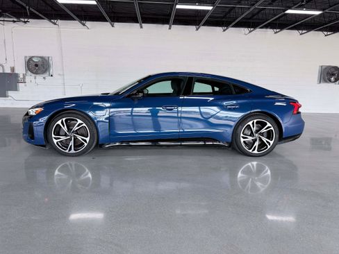 Used 2022 Audi e-tron GT Premium Plus w/ Performance Package AWD/4WD image 3