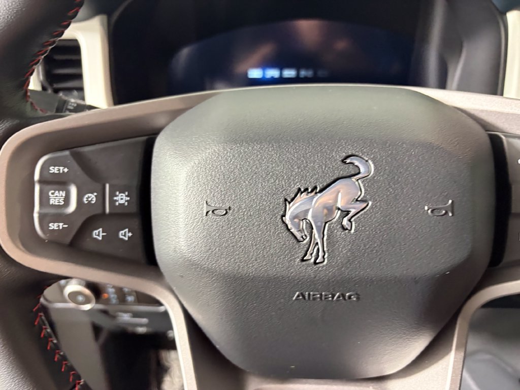 Certified 2025 Ford Bronco Heritage Edition AWD/4WD image 22