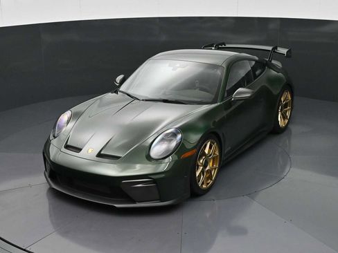 Certified 2026 Porsche 911 GT3 w/ Weissach Package RWD image 25