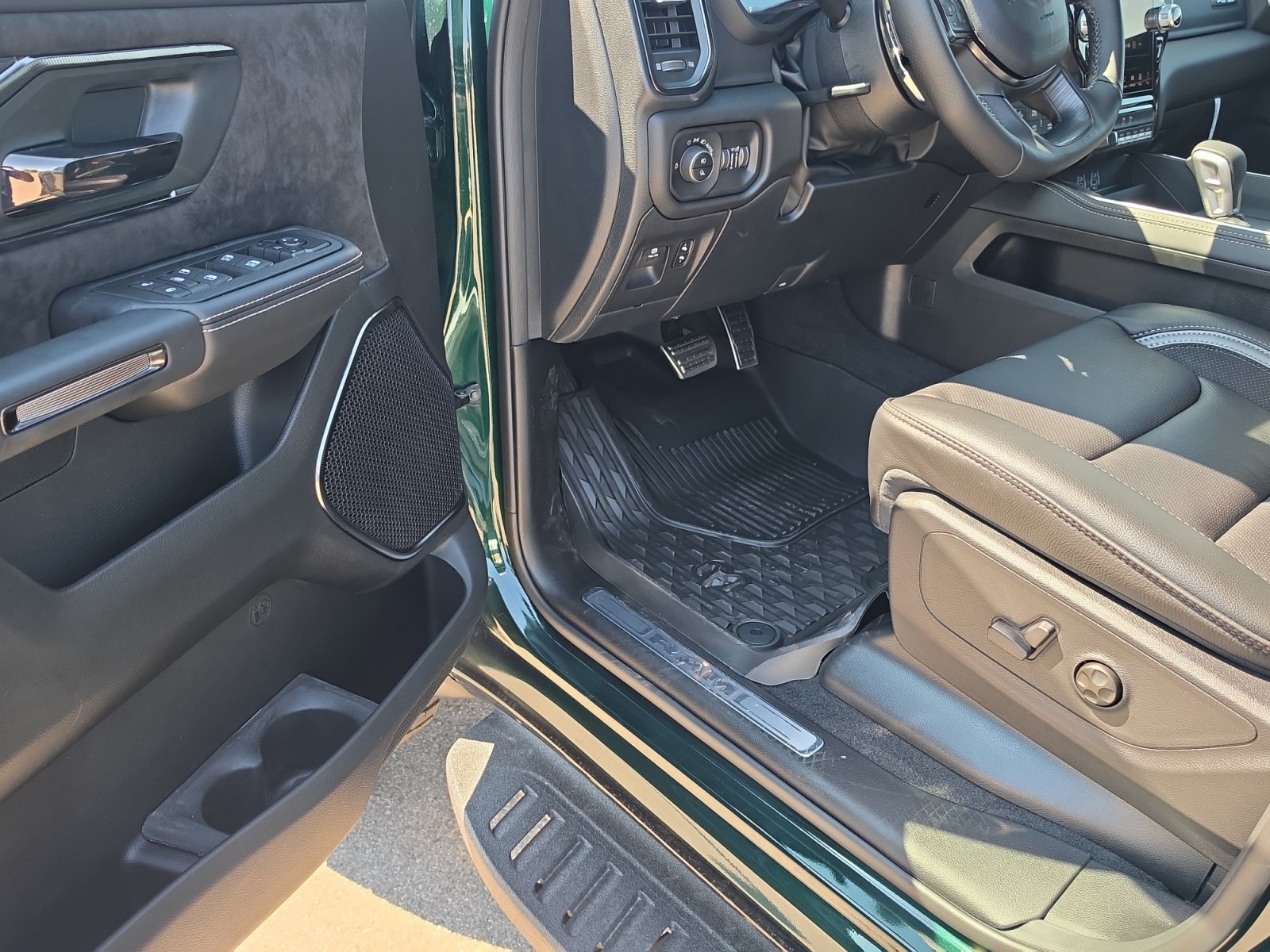 New 2026 RAM 1500 RHO AWD/4WD image 11