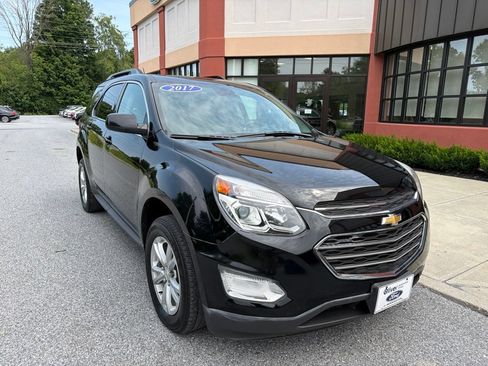 Used 2017 Chevrolet Equinox LT AWD/4WD image 9