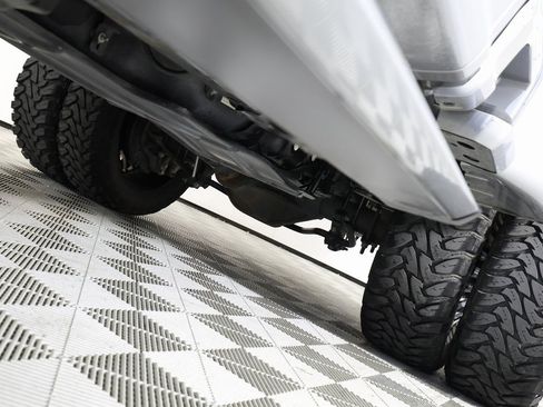 Used 2023 Ford F450 Limited w/ FX4 Off-Road Package image 52