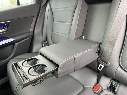 Used 2026 Mercedes-Benz GLC 300 4MATIC image 24