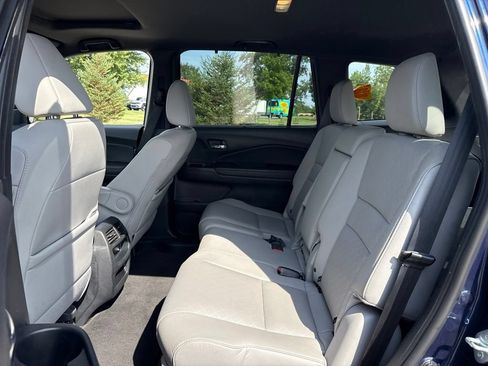Used 2021 Honda Passport EX-L image 16